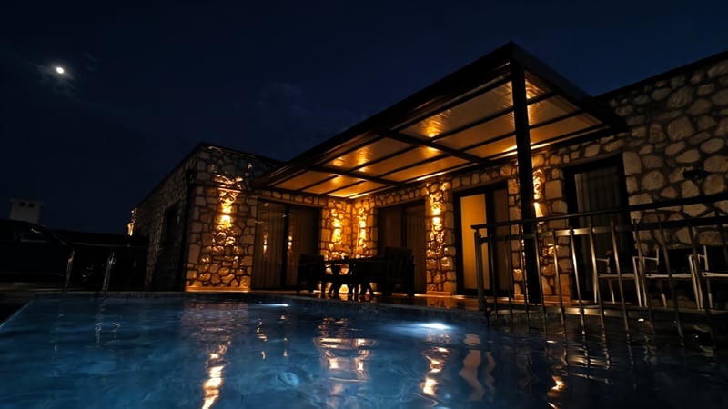 Stone Villa at Babataşı