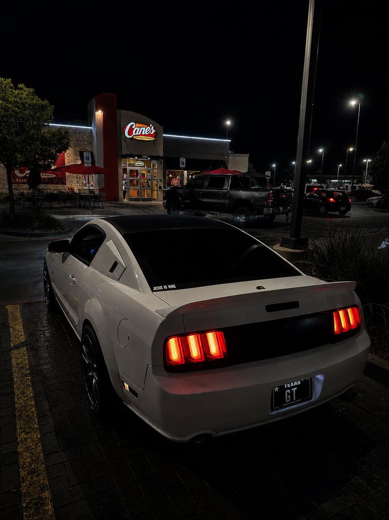 Raising Cane's Zaragoza Road