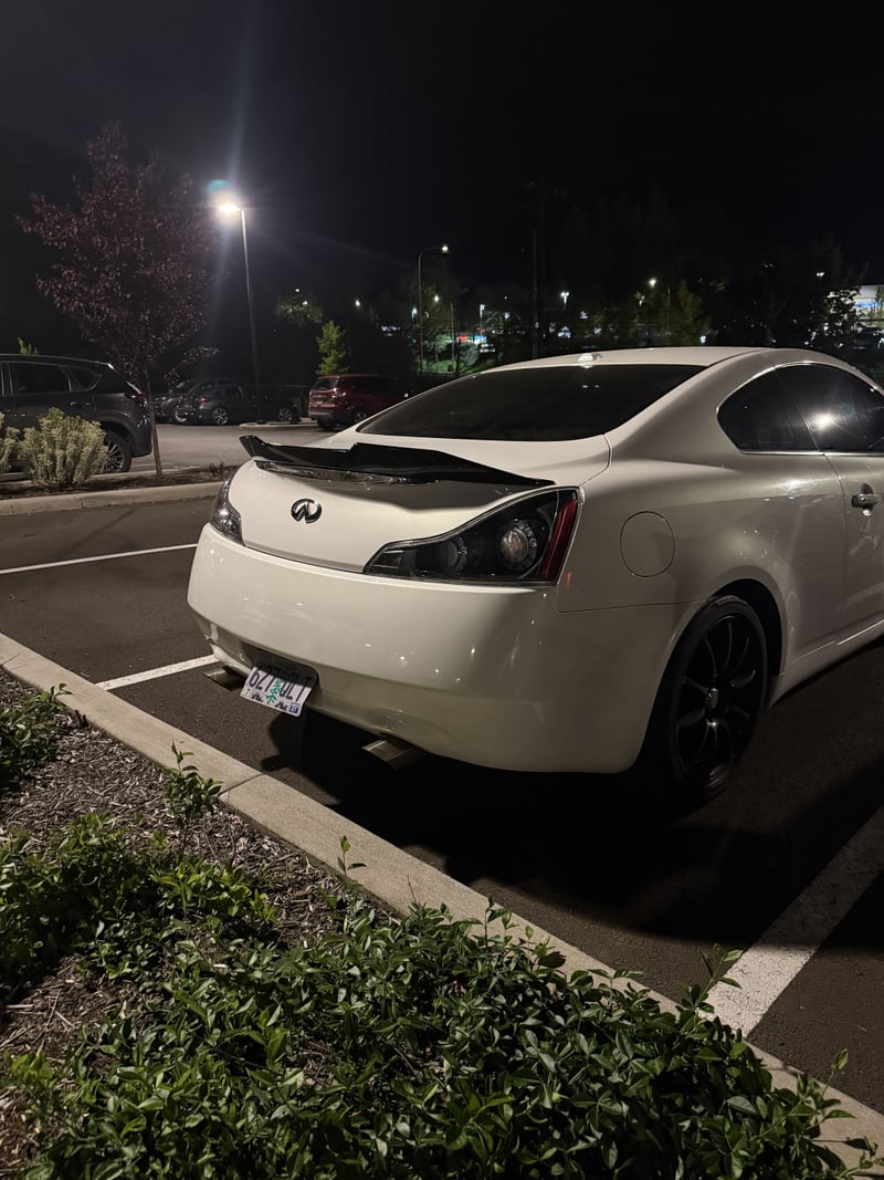 Oregon City Night Parking Lot