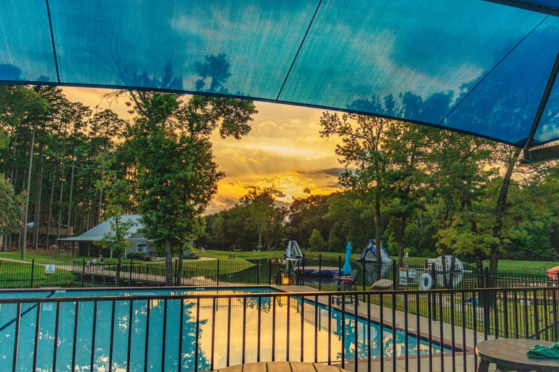 Bandera Drive Pool & Lake Overlook
