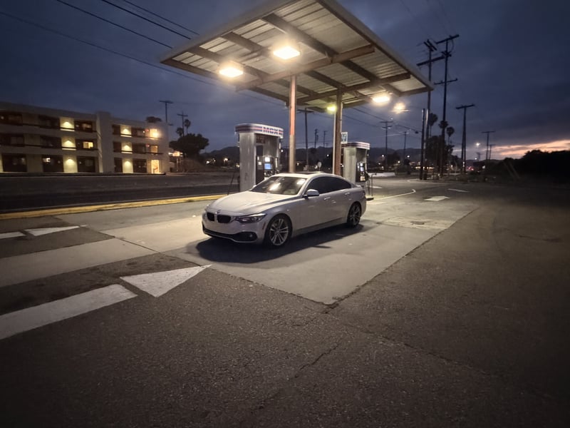 Las Pulgas Gas Station