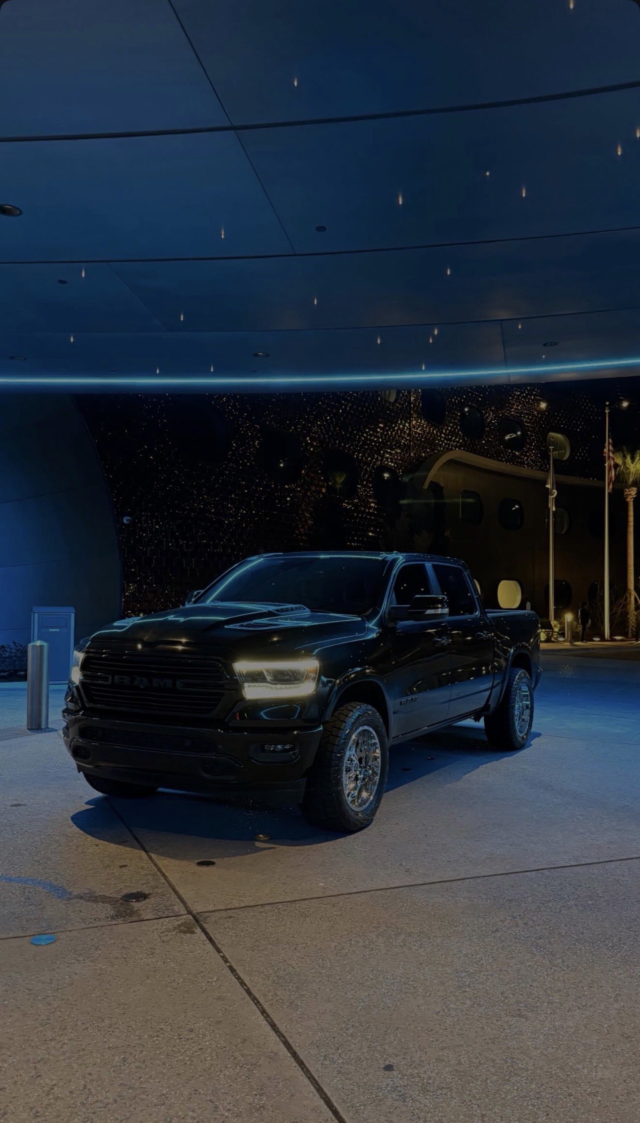 8 West Central Boulevard