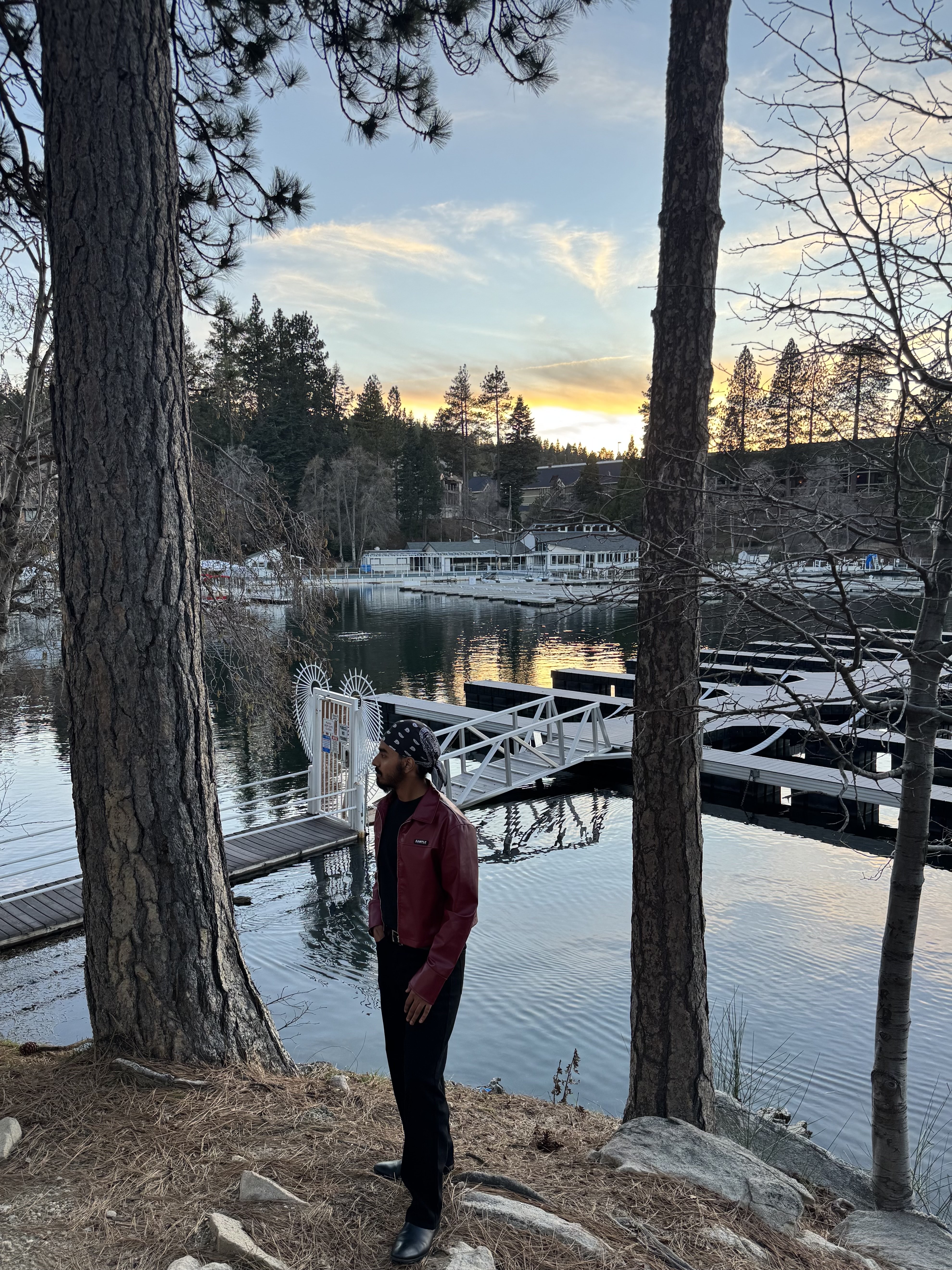 28100 Lakes Edge Road