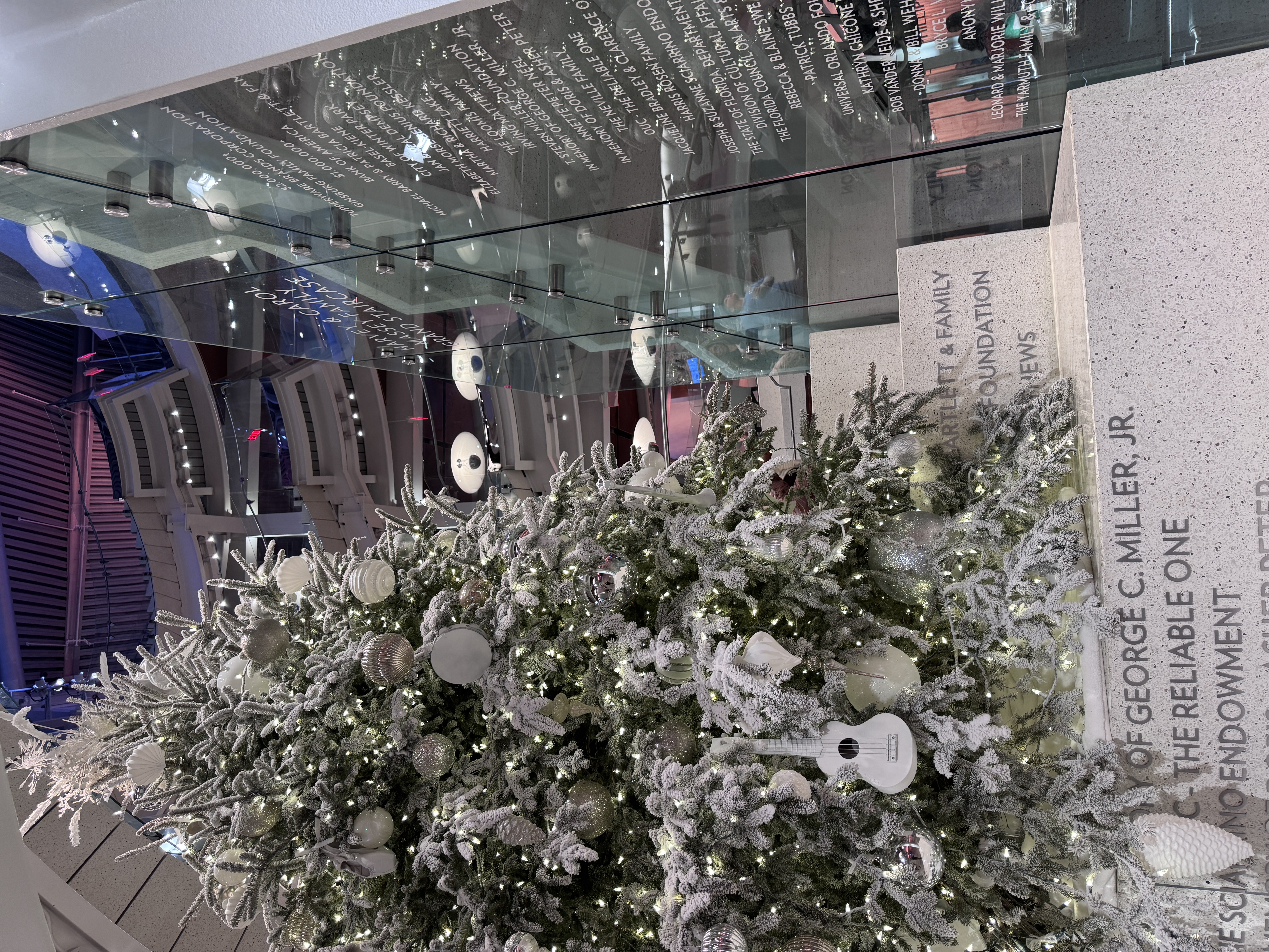 432 South Magnolia Avenue