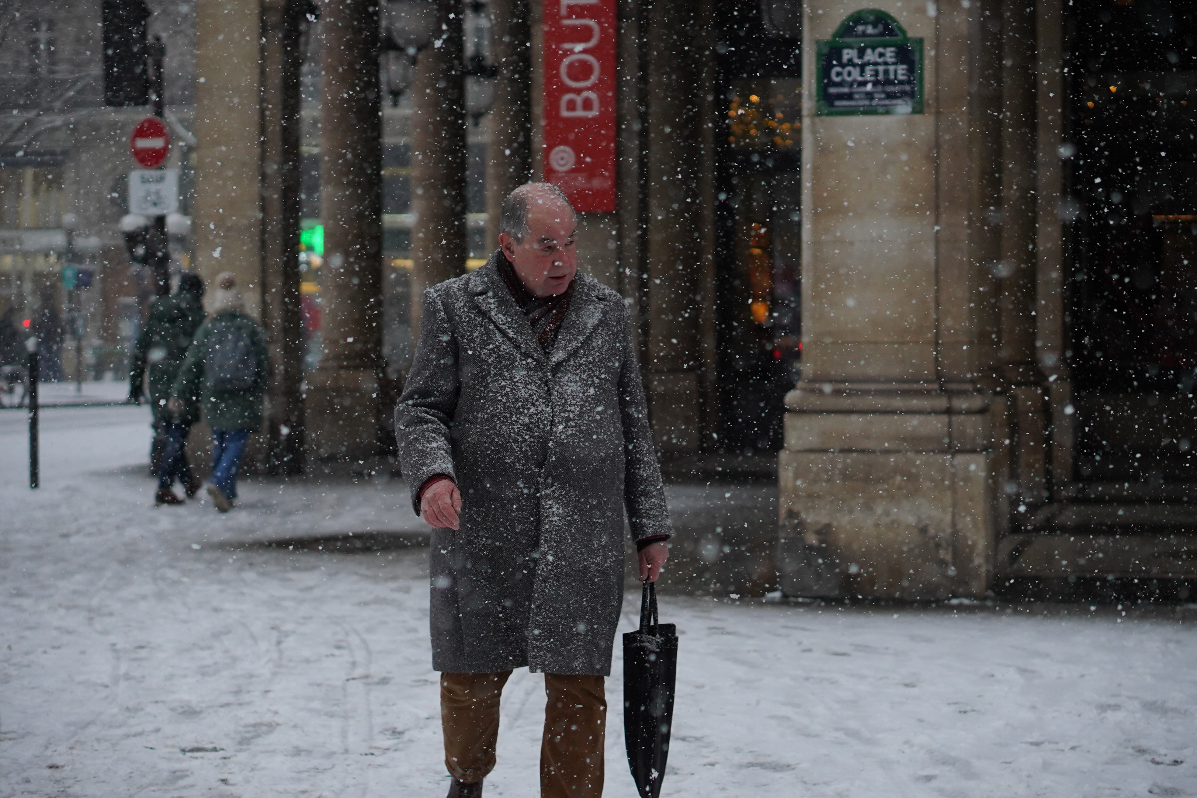 433 Metropolitan Avenue