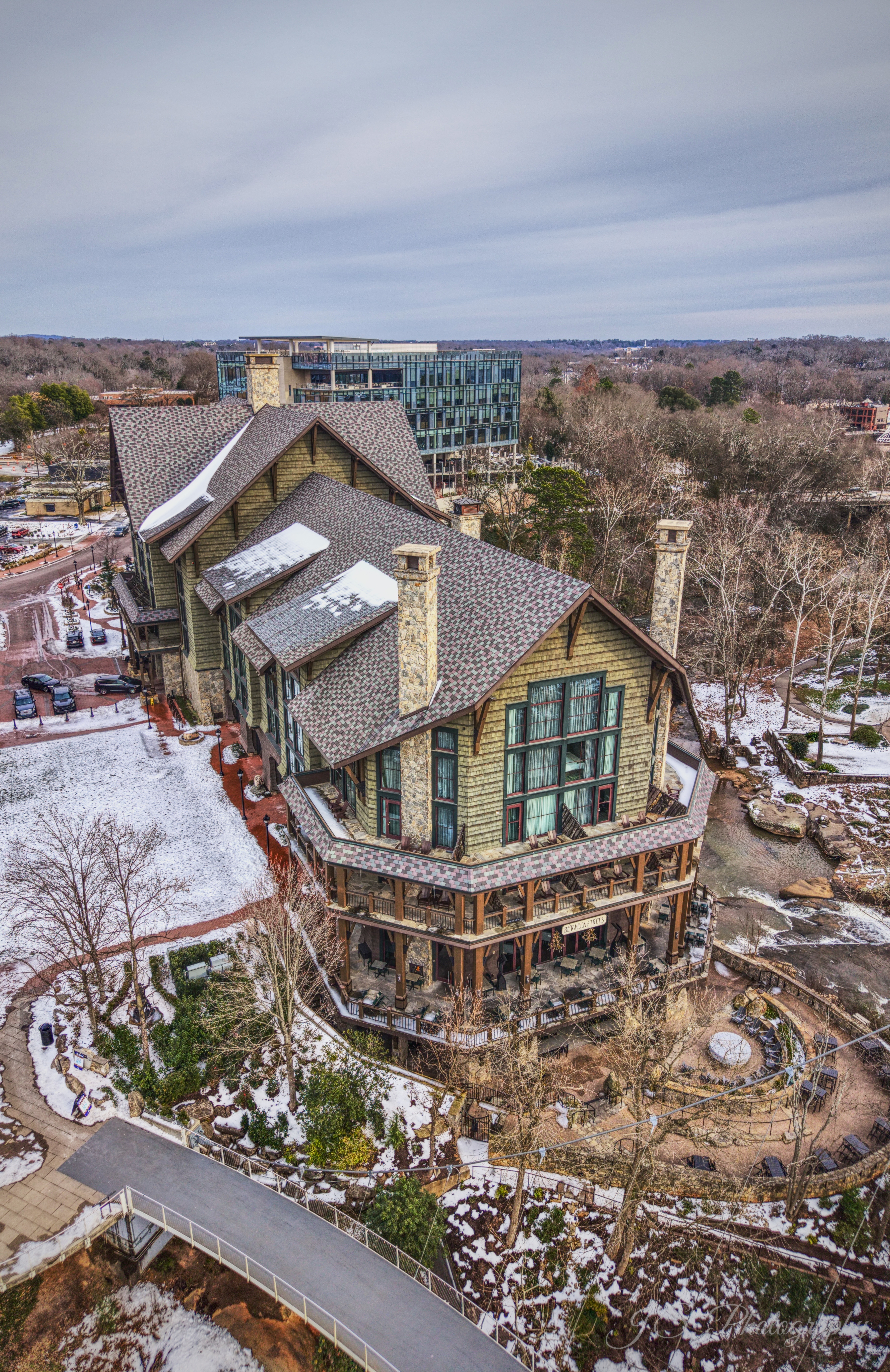 13 East Camperdown Way